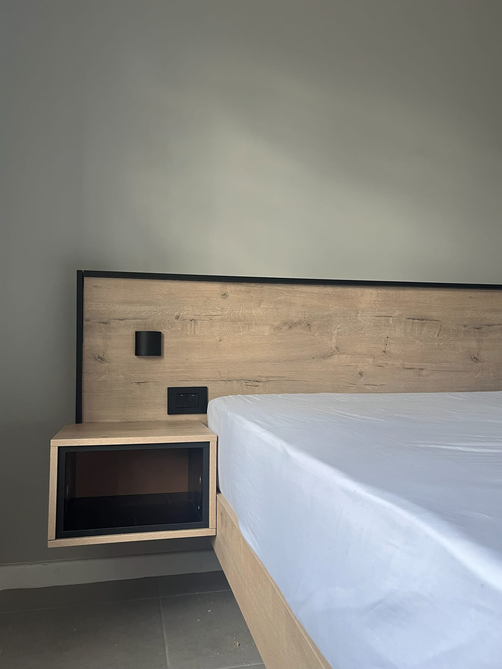 Floating Bed with Integrated Lighting — photo 2 of 2